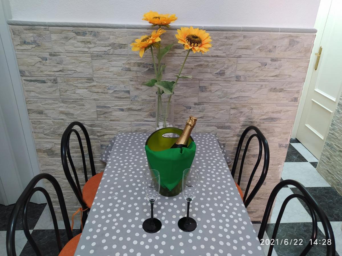 Los Tres Girasoles Cadiz Exterior photo